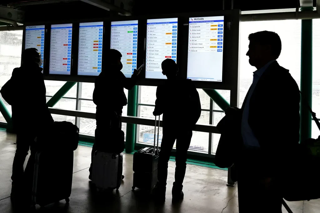 انخفاض الطلب على السفر في الولايات المتحدة ينعكس على البيانات المالية لشركة Expedia</trp-post-container