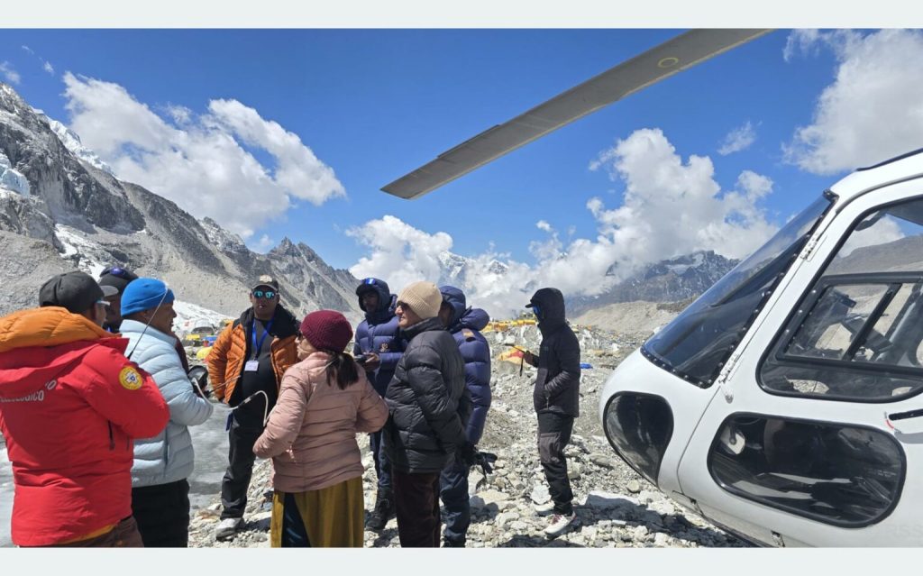 Ministers Lekhak and Pande Visit Sagarmatha Base Camp to Enhance Tourism