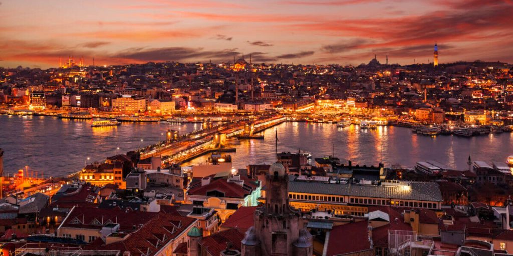 Upptäck Istanbul i maj: Perfekt väder och reserekommendationer