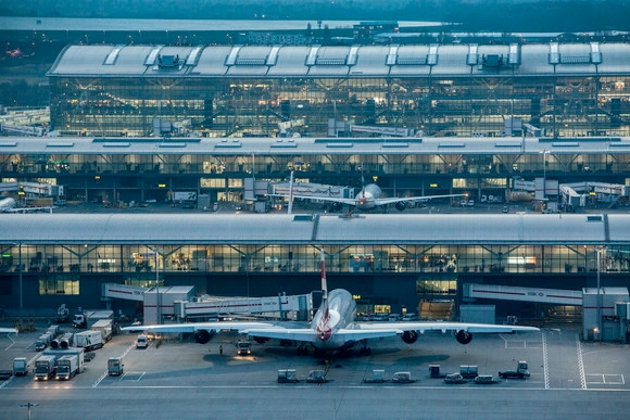 Heathrow Achieves Unprecedented Passenger Levels in Early 2025