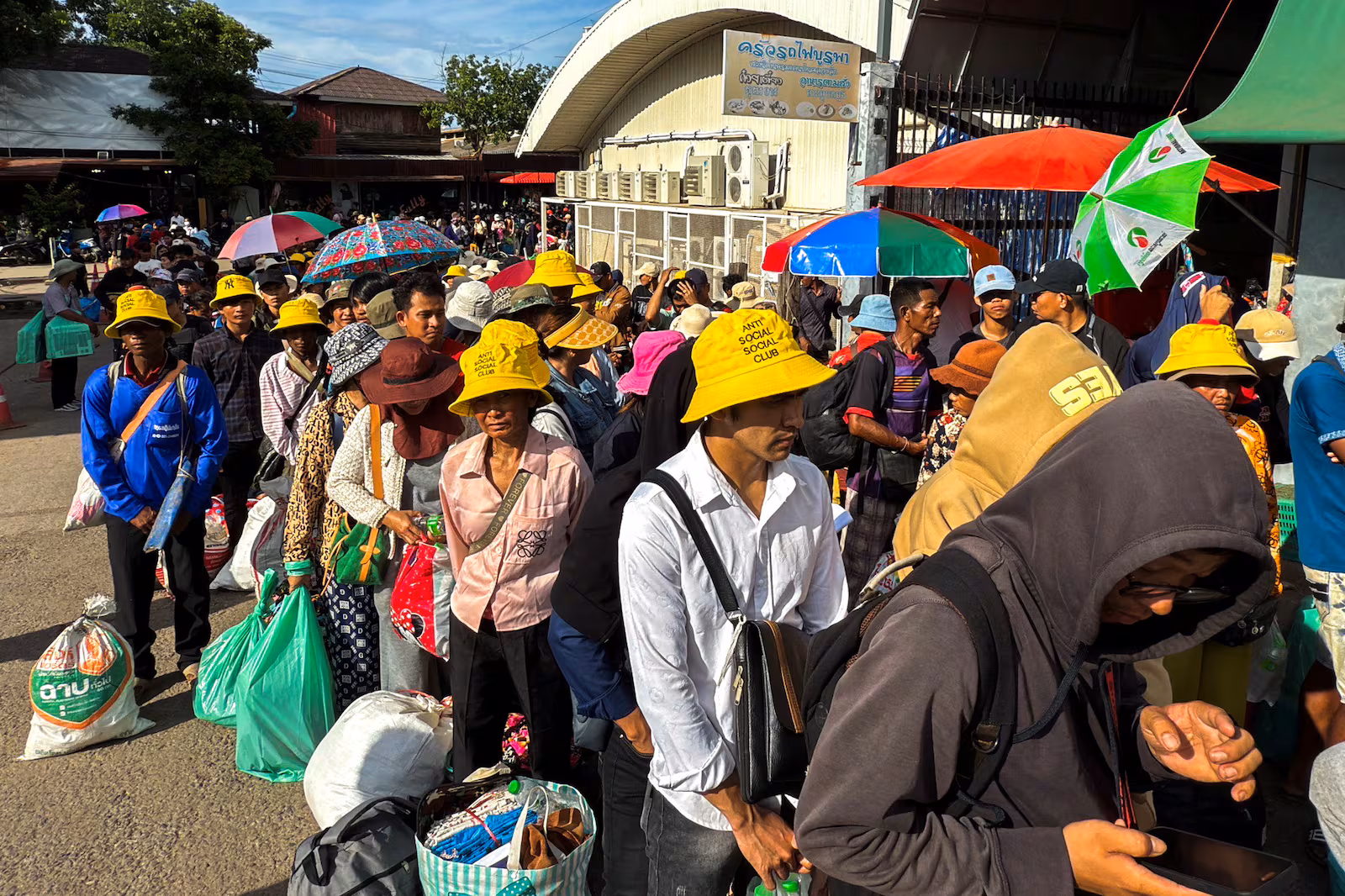 Tensions Rise as Travelers Demand Passage at Thai-Cambodia Border