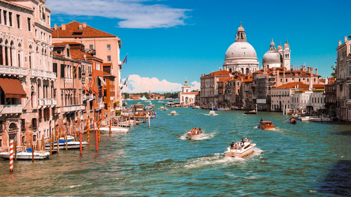 De Italiaanse toeristische sector zal naar verwachting in 2025 €60,4 miljard bereiken