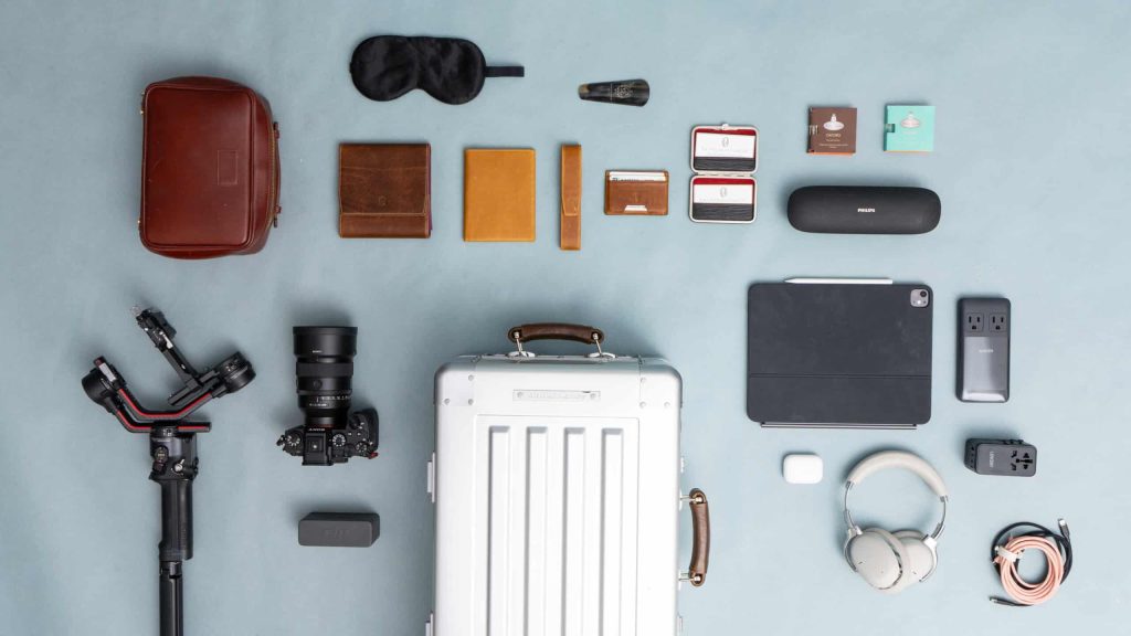 Essential Travel Gadgets for Frequent Flyers to Make Your Journey Comfortable