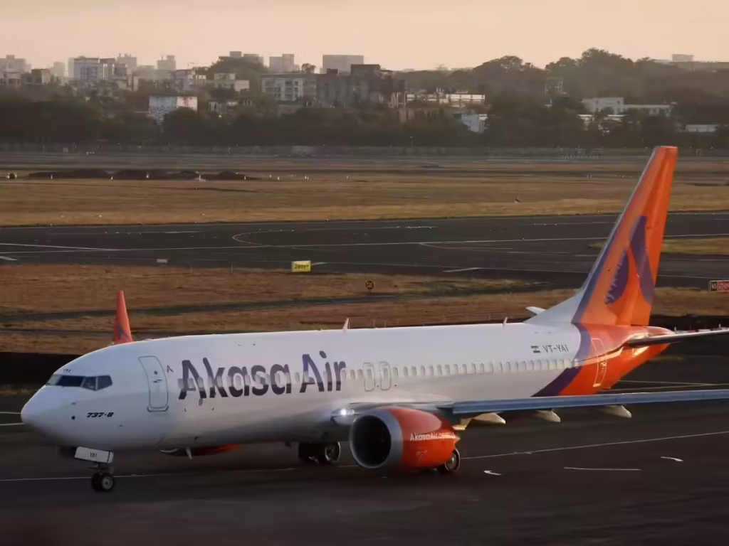 Simplifying Travel: Akasa Air Partners with Udaan India for Visa Services