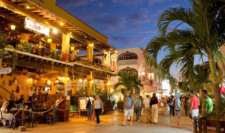 Playa del Carmen Focuses on Domestic Tourism to Boost Occupancy
