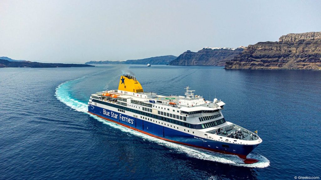 Zažijte kouzlo řeckých ostrovů s Fly In, Ferry Out