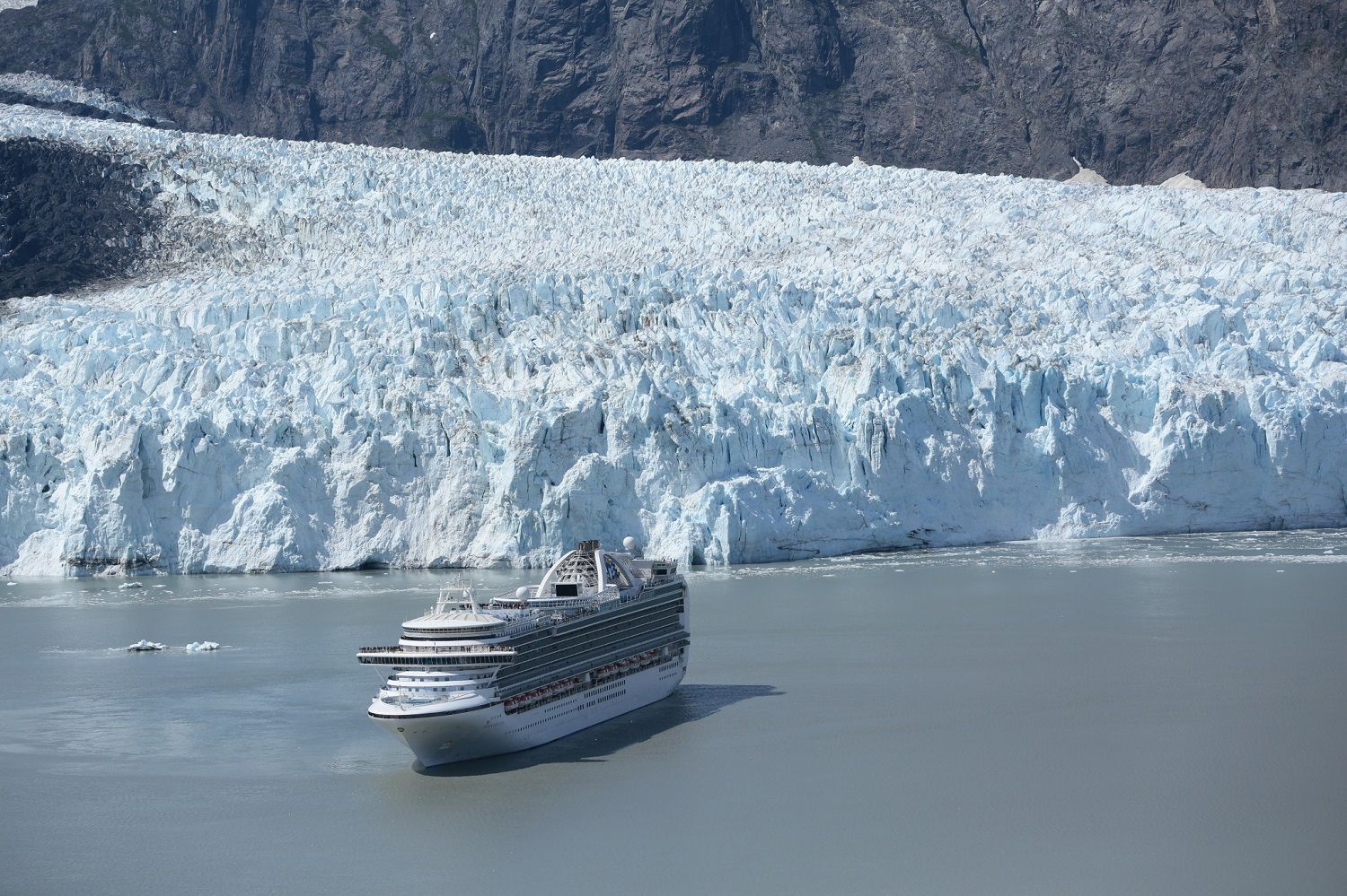 Glacier Cruising: Transforming the Travel Landscape by 2035