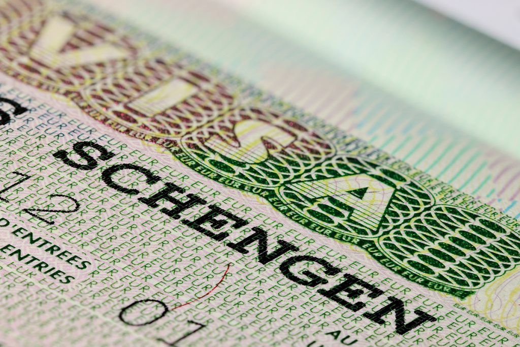 Indian Traveler Amazes with Rapid Approval of 5-Year Schengen Visa