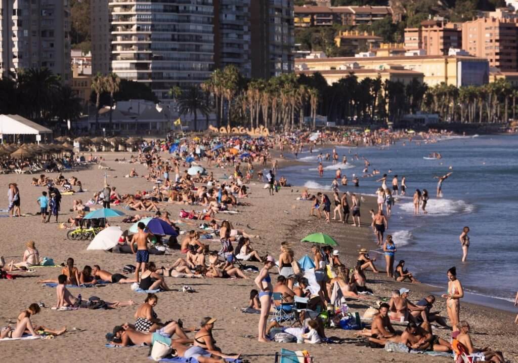 Costa del Sol Experiences Growth in Spanish Tourists with Mixed Accommodation Results in July