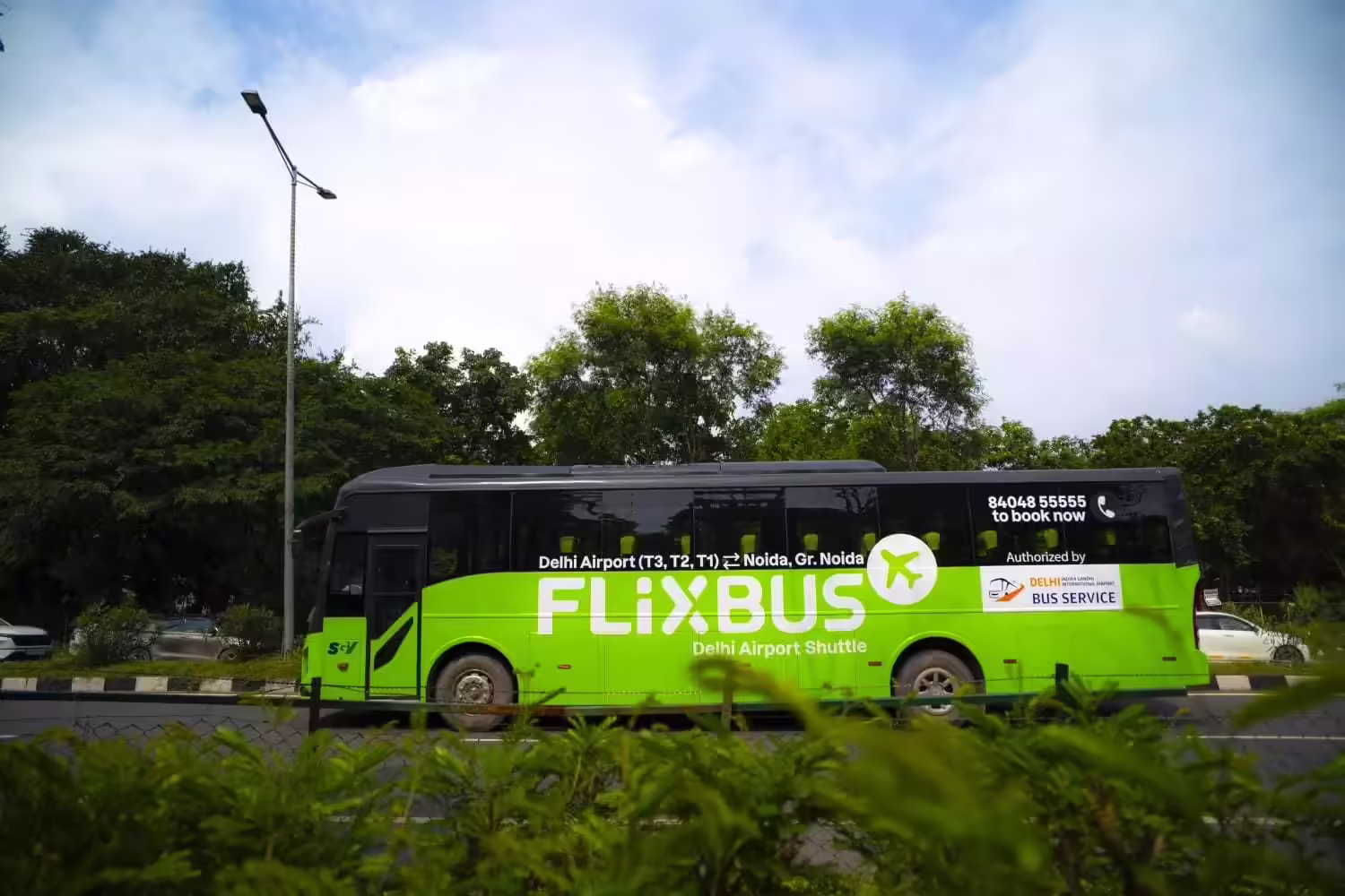 Delhi Airport Introduces Round-the-Clock Luxury Bus Service Connecting Noida and Greater Noida