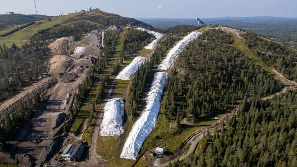 How Lapland Saves Last Year’s Snow to Secure This Year’s Winter Tourism