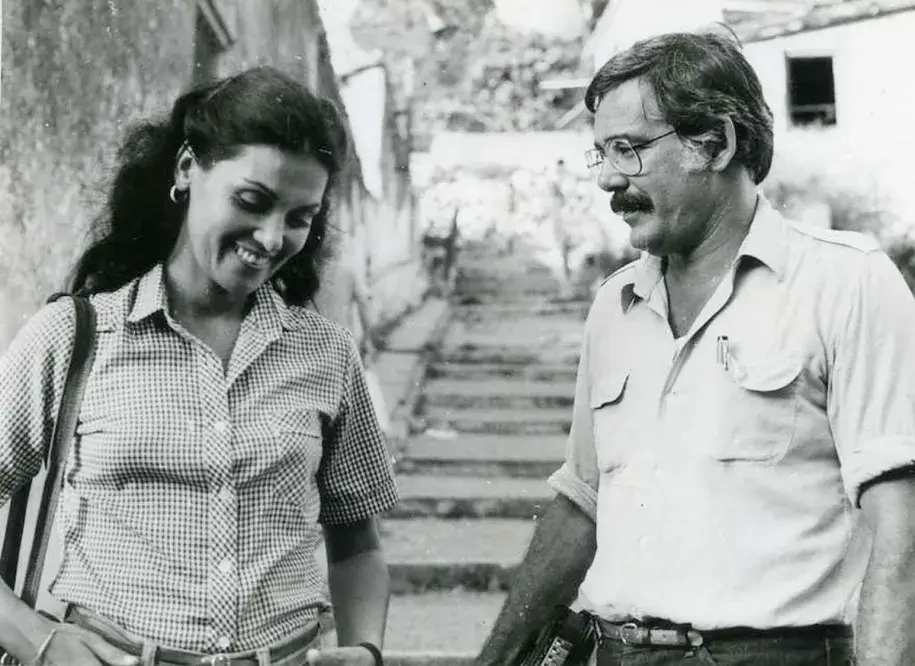 Unpacking the Social Satire and Emotional Drama in “Hasta Cierta Punto,” a Cuban Film Classic