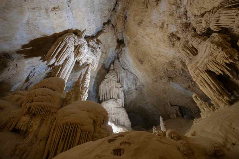 Unveiling Orlovaca Cave – A Stunning Karst Natural Monument in Bosnia and Herzegovina