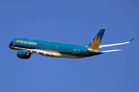 Exploring Vietnam Airlines’ First-Ever Signature Fragrance, LotuScent, and Its Impact on Passenger Experience