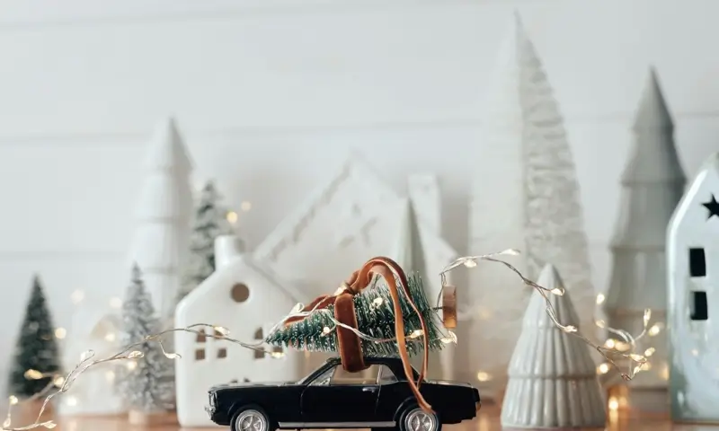 2025 Sees Unprecedented Holiday Travel Volumes with More Americans Taking to Roads and Skies