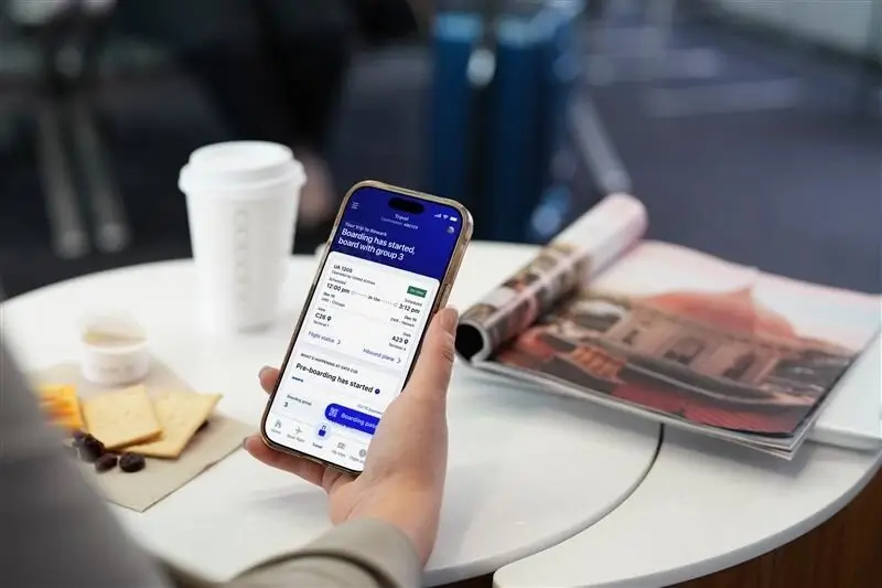 How United Airlines’ Mobile App Enhancements Improve Travel with Real-Time Updates and Luggage Tracking