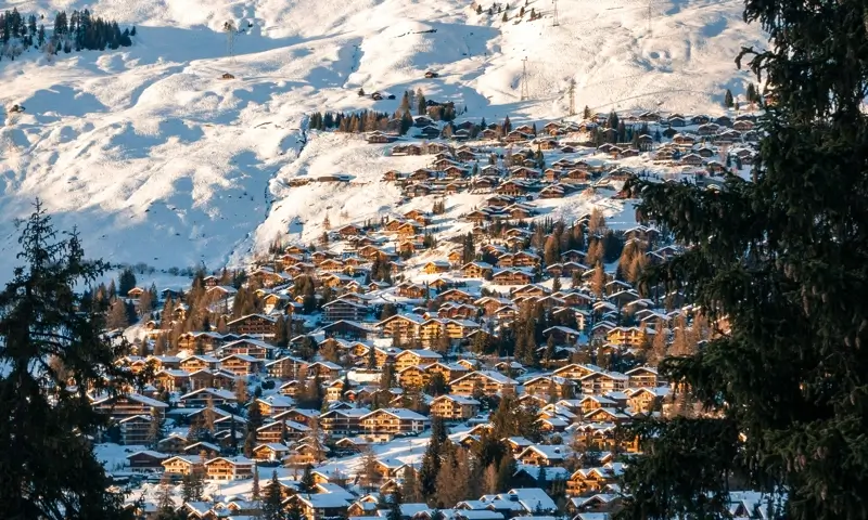 More Than Five Million British Travelers Expected Abroad Over Festive Season with Peak Departures on December 19