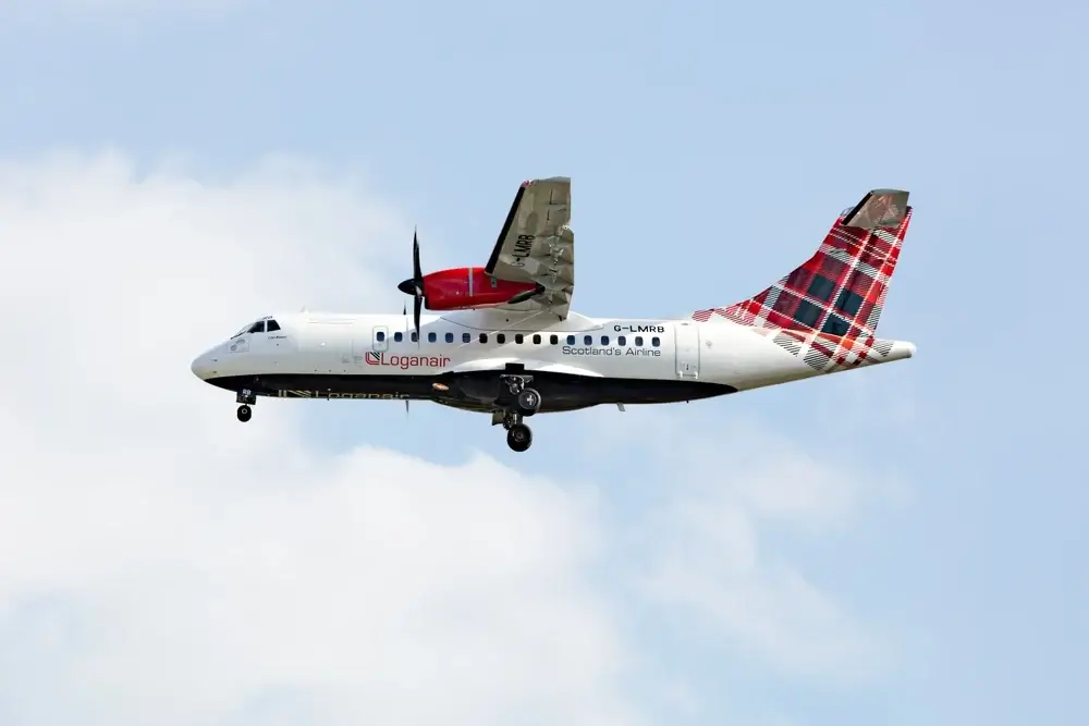 Comment Loganair Améliore le Service Aérien de Liaison et la Connectivité pour les Îles Anglo-Normandes