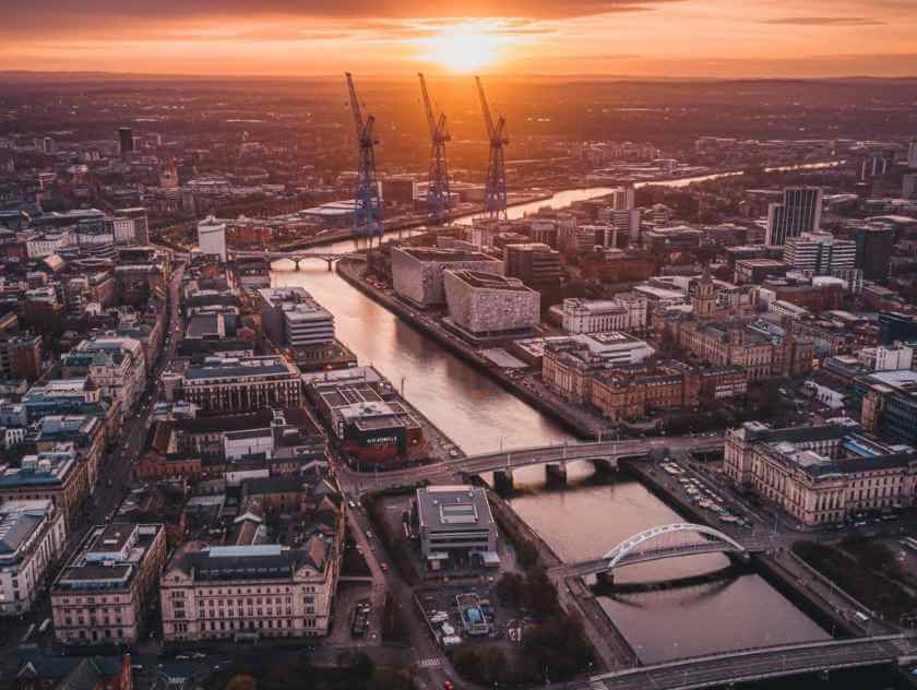 피쉬 시티가 수상 경력에 빛나는 지속 가능한 피쉬 앤 칩스를 맛볼 수 있는 벨파스트 필수 방문 장소가 된 방법