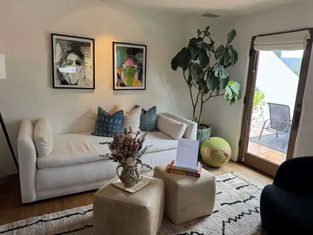 2025 Holiday Home Tour Highlights Showcasing Unique Designs and Creative Spaces