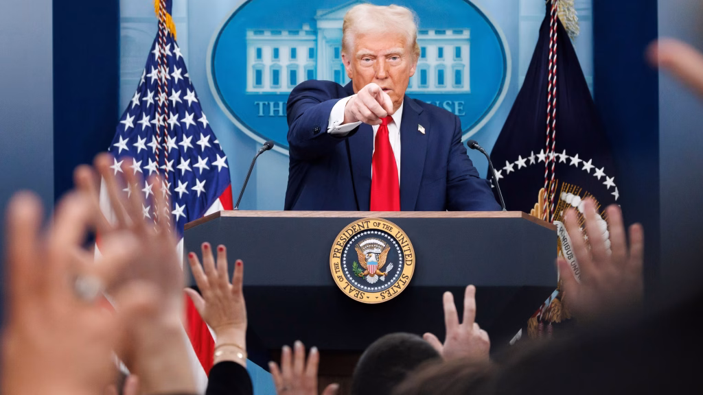 Understanding US Social Media Data Checks on Tourists and Their Impact on Travel Security and Visitor Numbers