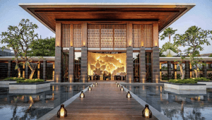 Почувствуйте изысканное сочетание спокойствия и стиля в Regent Bali Canggu на берегах Индонезии