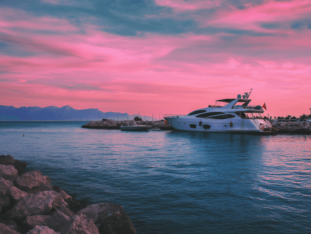 Exploring the Mediterranean in Comfort: Antalya’s Yacht Charter Experience